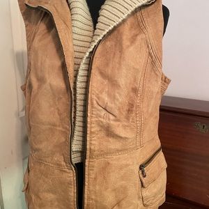 Jackett Brand Leather Vest with removable Sweater Hood